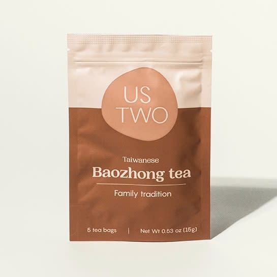 Us Two's lightly oxidized baozhong tea.