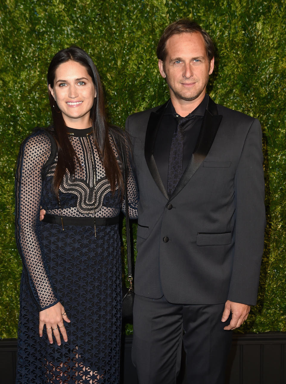 Jessica Ciencin Henriquez with Josh Lucas in 2017. (Photo: Michael Stewart/WireImage)