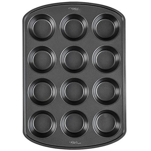 2) Wilton Perfect Results Premium Non-Stick Muffin Pan