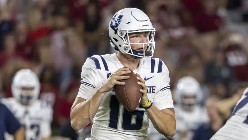 Utah State quarterback Levi Williams (16) during the second half of an NCAA college football game, Saturday, Sept. 3, 2022, in Tuscaloosa, Ala.