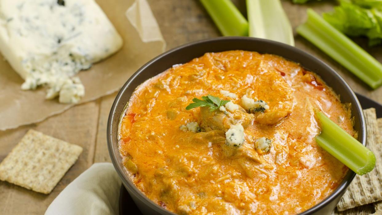 buffalo chicken wing dip horizontal