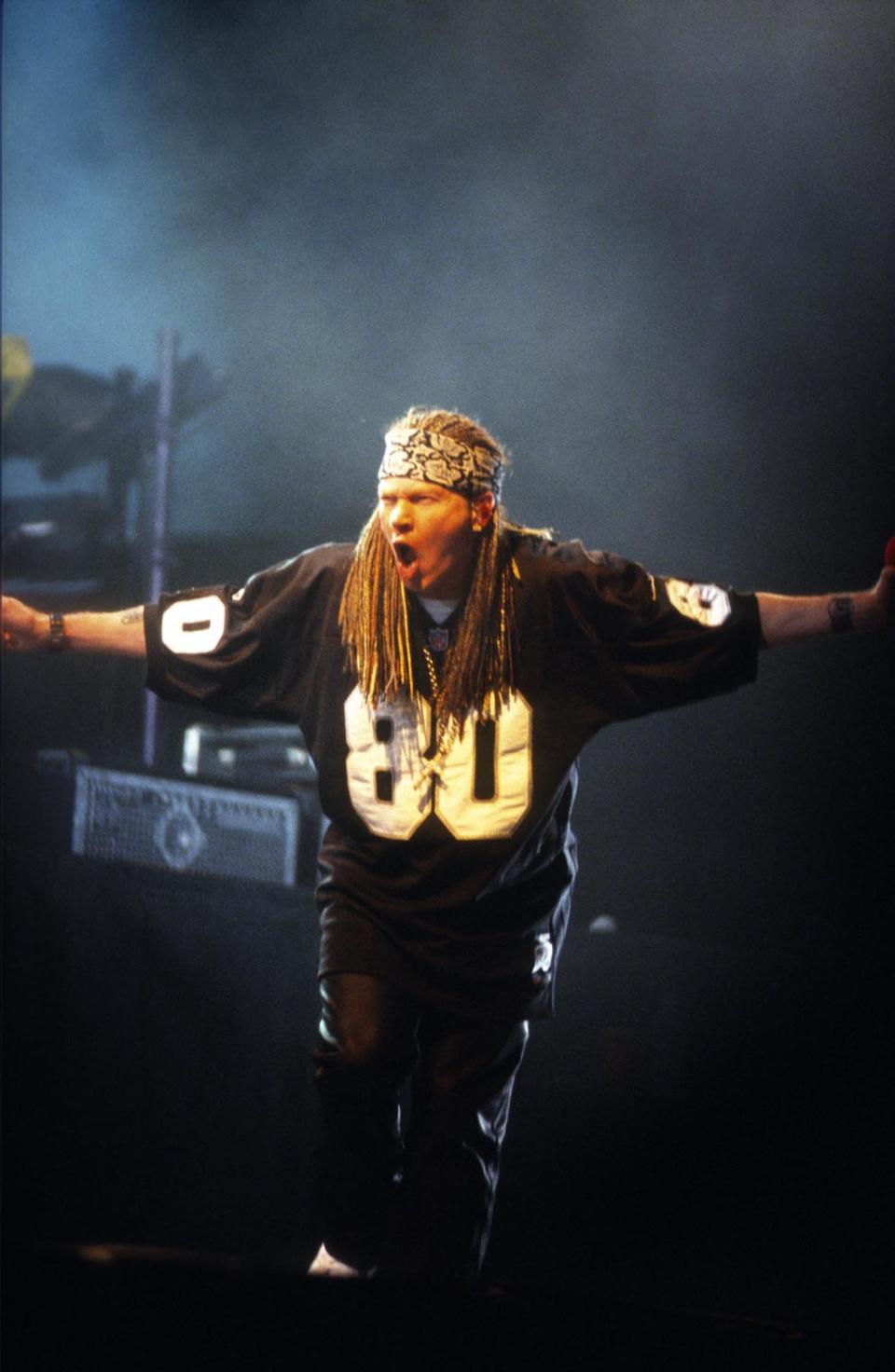Guns N' Roses, Axl Rose, Pukkelpop Festival, Hasselt, Belgium, 24/08/2002. (Photo by Gie Knaeps/Getty Images)