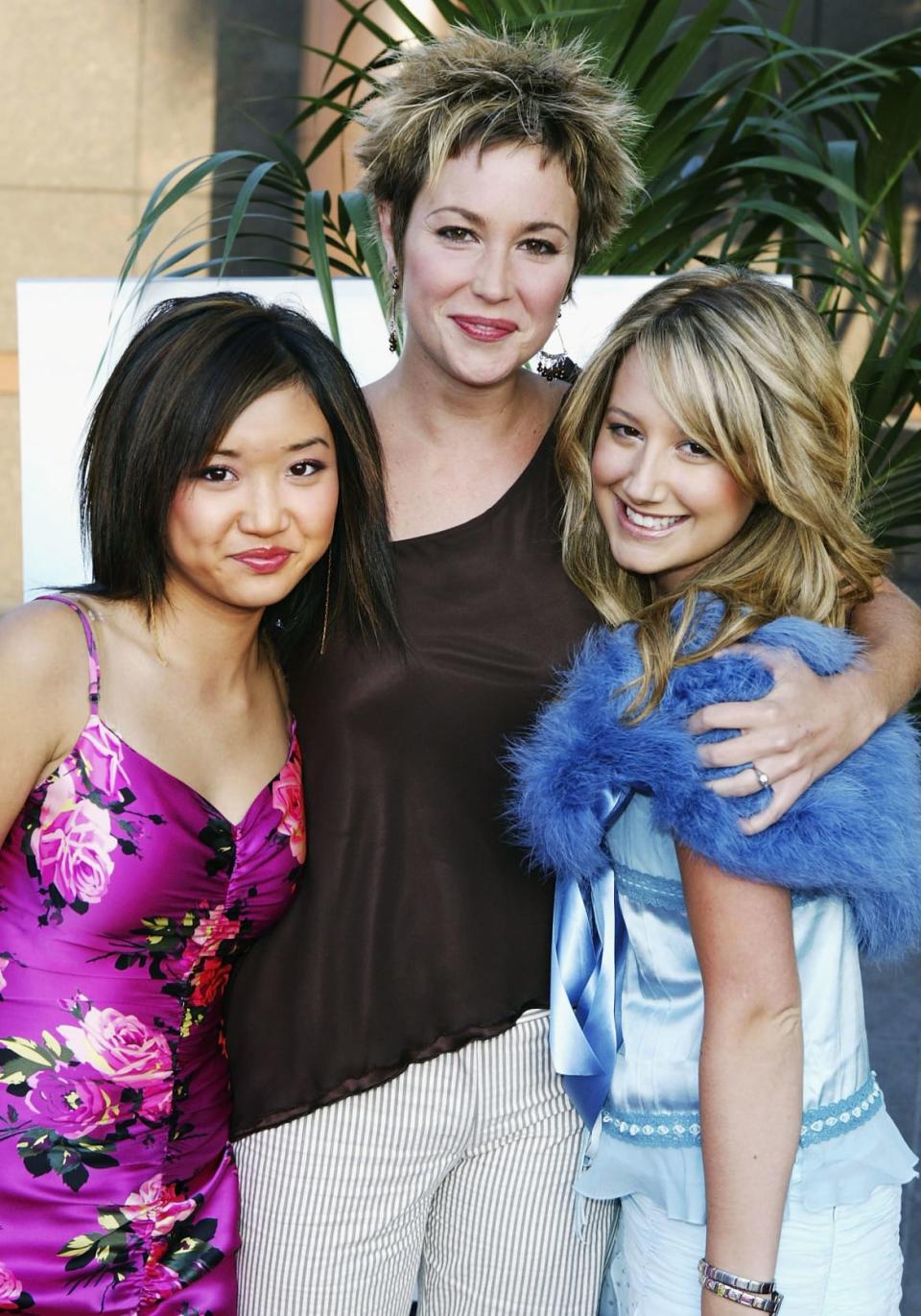 <div class="inline-image__caption"><p>Kim Rhodes (centre), Brenda Song (left) and Ashely Tisdale (right) arrive for the Disney Channel Original Movies Los Angeles premiere of Tiger Cruise.</p></div> <div class="inline-image__credit">Frazer Harrison</div>