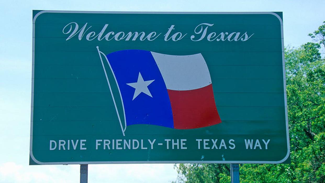 <div>Welcome to Texas Sign (Photo by: Joe Sohm/Visions of America/Universal Images Group via Getty Images)</div>