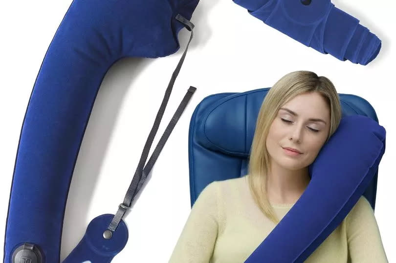 Travel pillow demonstration