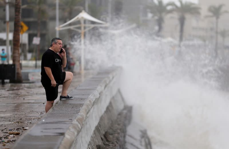 Hurricane Pamela makes landfall in Mazatlan