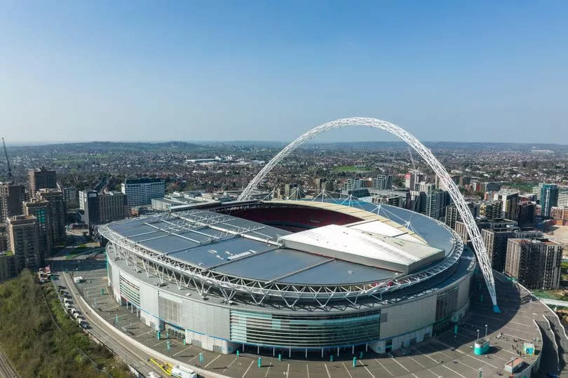 taylor swift eras tour london wembley stadium 2024