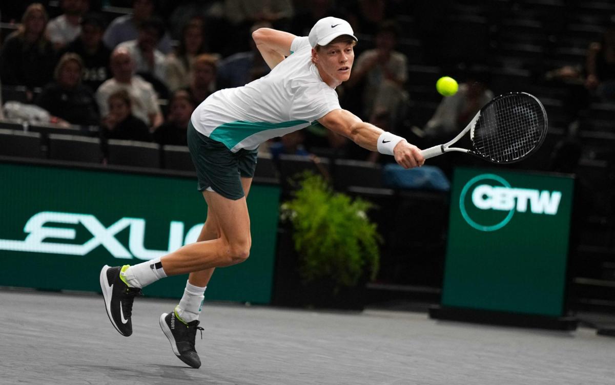 Paris Masters slammed over ‘joke’ scheduling as Jannik Sinner withdraws after 2:30am finish