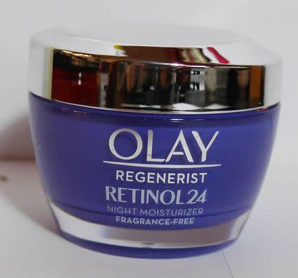 Oil of Olay Regenerist Retinol 24