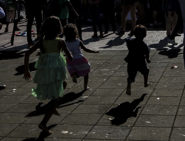 FOTOS | Migrantes toman calles de Huixtla, Chiapas, rumbo a EEUU