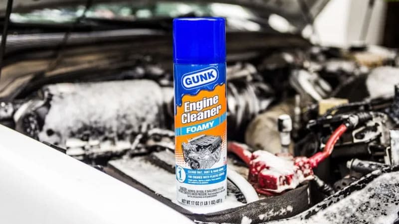 Gunk Foamy Engine Brite Engine Cleaner 4