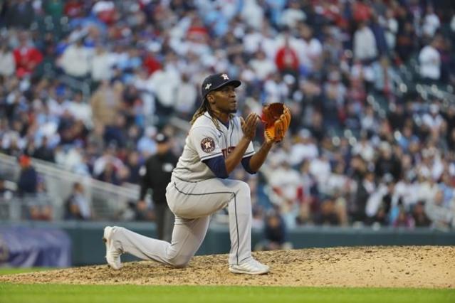 Twins to hand ball to Sonny Gray for Game 3 against the Astros