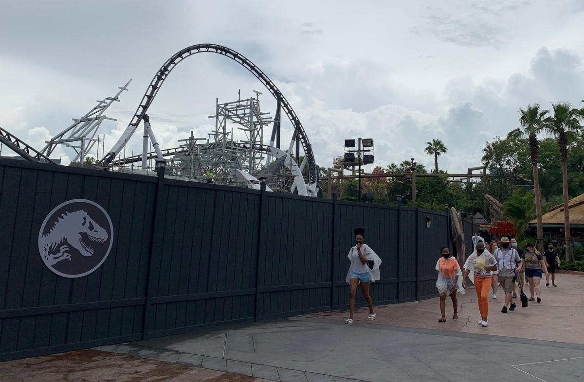 Universal Orlando reveals Jurassic World VelociCoaster is opening