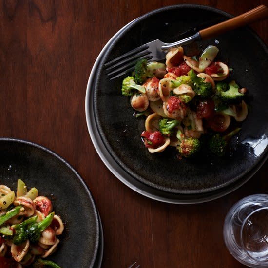 Orecchiette with Broccoli and Tomatoes