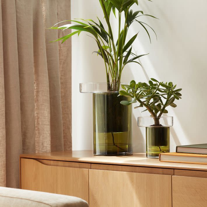 <p><a href="https://go.redirectingat.com?id=74968X1596630&url=https%3A%2F%2Fwww.westelm.com%2Fproducts%2Fbalcony-glass-self-watering-planter-d16687&sref=https%3A%2F%2Fwww.elledecor.com%2Fshopping%2Fg60296504%2Fbest-self-watering-planters%2F" rel="nofollow noopener" target="_blank" data-ylk="slk:Shop Now;elm:context_link;itc:0;sec:content-canvas" class="link ">Shop Now</a></p><p>Balcony Glass Planter</p><p>westelm.com</p>