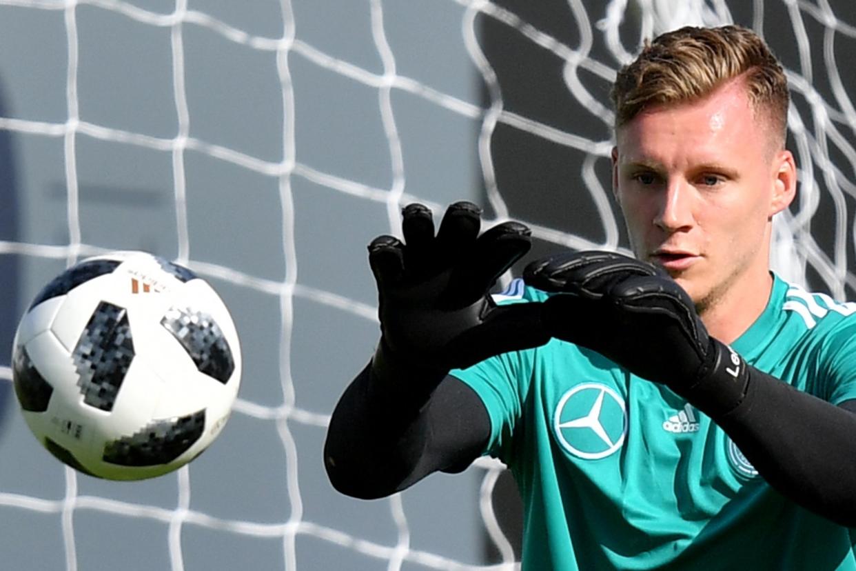 Gunners buy | Leno: EPA