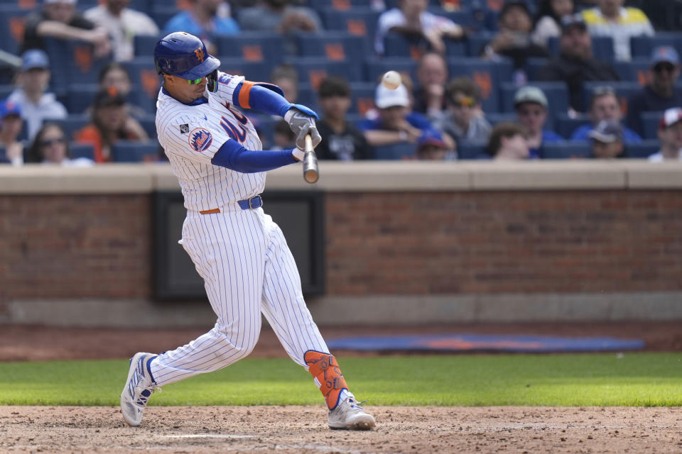 New York Mets' Mark Vientos hits a walkoff home run during the 11th inning of a baseball game against the St. Louis Cardinals at Citi Field, Sunday, April 28, 2024, in New York. (AP Photo/Seth Wenig)