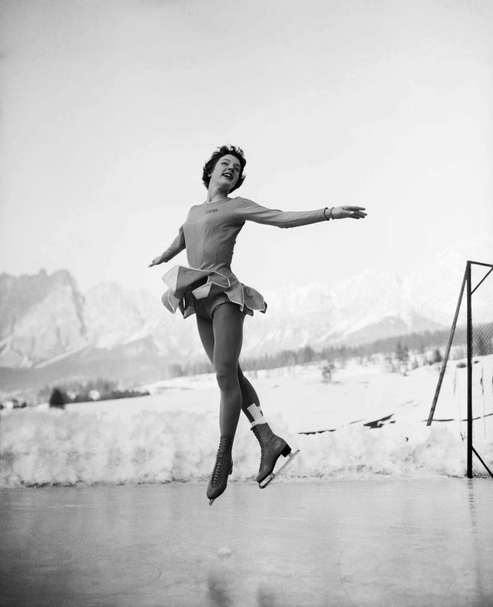 <p>1952 Oslo Olympics: 16 years, 217 days </p>