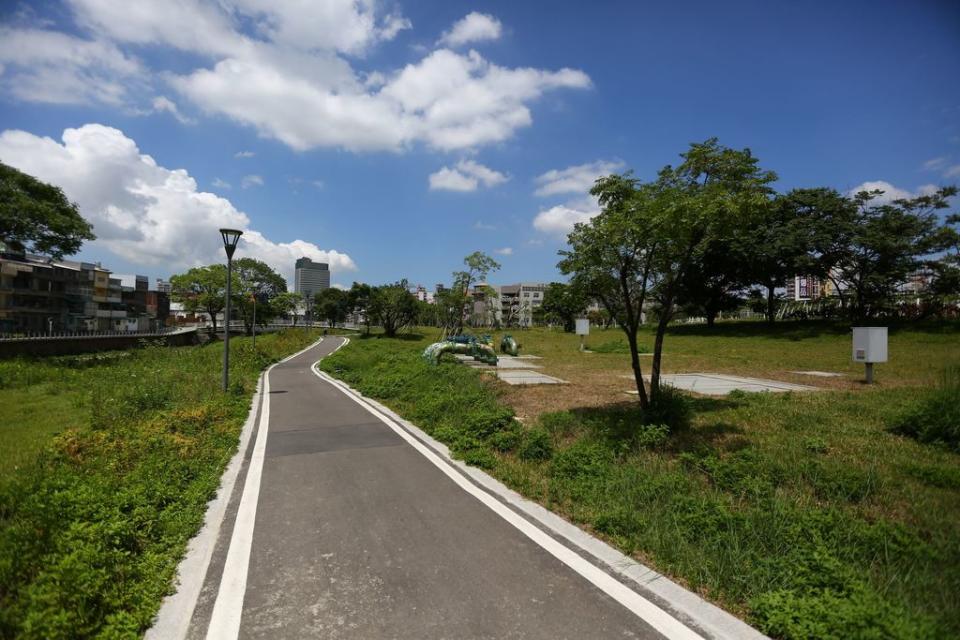 老街溪水岸自行車道（圖片來源：桃園觀光導覽網）