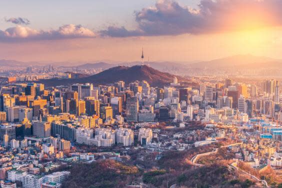 Sunset in Seoul (iStock)