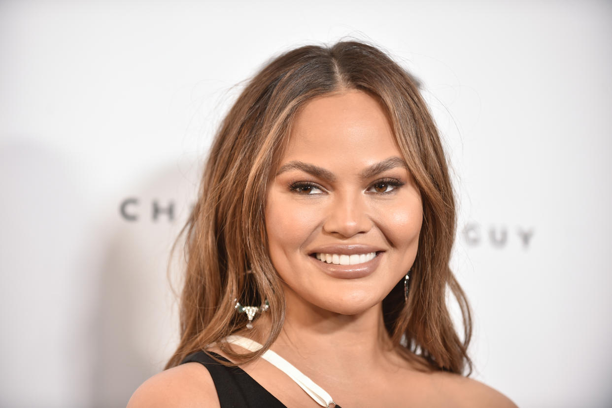 Chrissy Teigen attends the 7th Annual Hollywood Beauty Awards at Taglyan Complex on March 19, 2022 in Los Angeles, California. (FilmMagic/GettyImages)