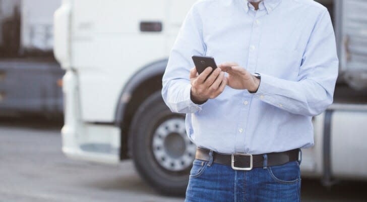 Man using an expense reporting app