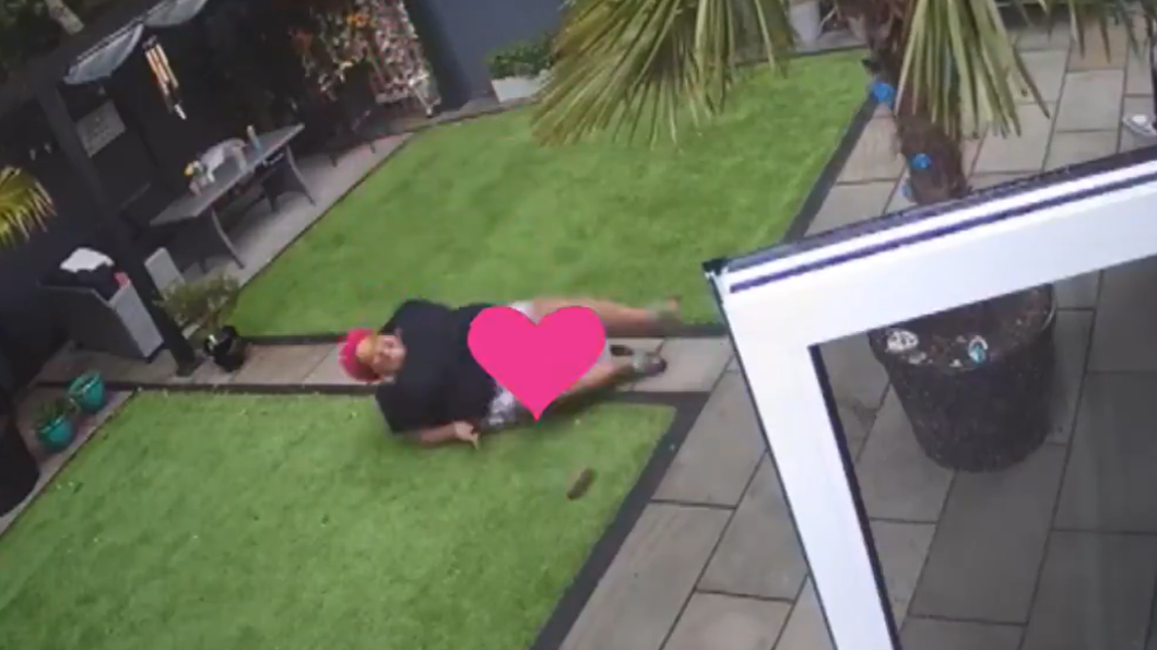 Alison Hammond fell over in her garden. (Screengrab from ITV)