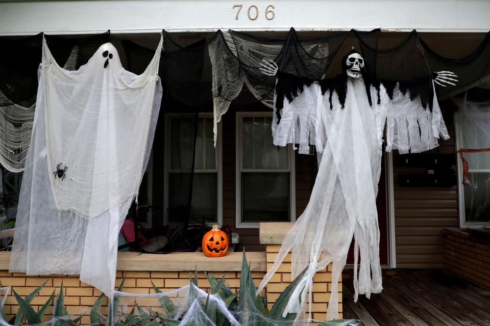 Homes around Beard Street went all out with Halloween decorations.