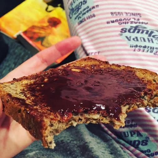 Forget avo toast, choc butter toast is where it's at. Photo: Instagram/hannahbnzch