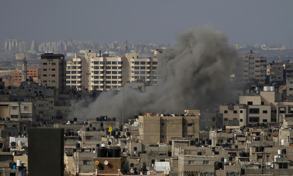 Smoke rises following Israeli airstrike, in Gaza City, Thursday, May 20, 2021. (AP Photo/Hatem Moussa)