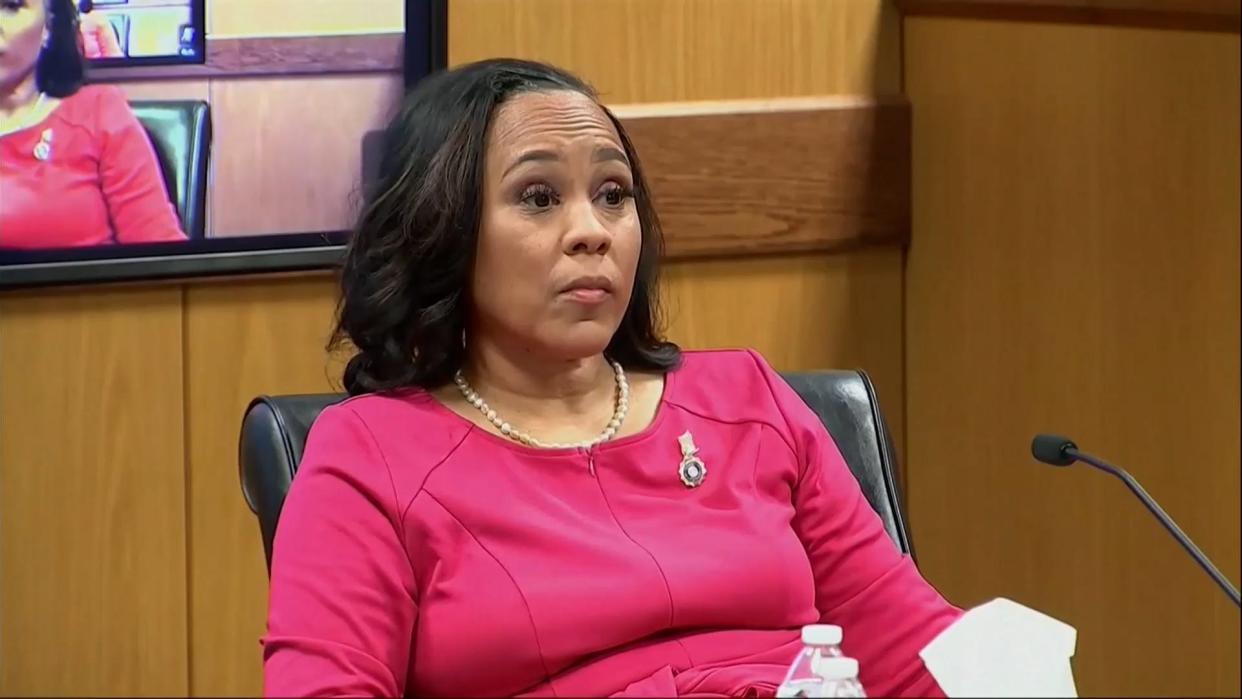 Fulton County district attorney Fani Wilis testify at hearing on an alleged inappropriate relationship with the special prosecutor she hired, Nathan Wade. The judge overseeing the Georgia election interference trial against Donald Trump, ruled Willis can stay on the case if Wade steps down.