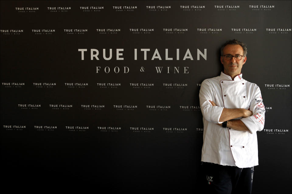 Massimo Bottura darf sich über den zweiten Platz seines Restaurants Osteria Francescana (Modena, Italien) freuen, das im Vorjahr den Sieg davontrug.