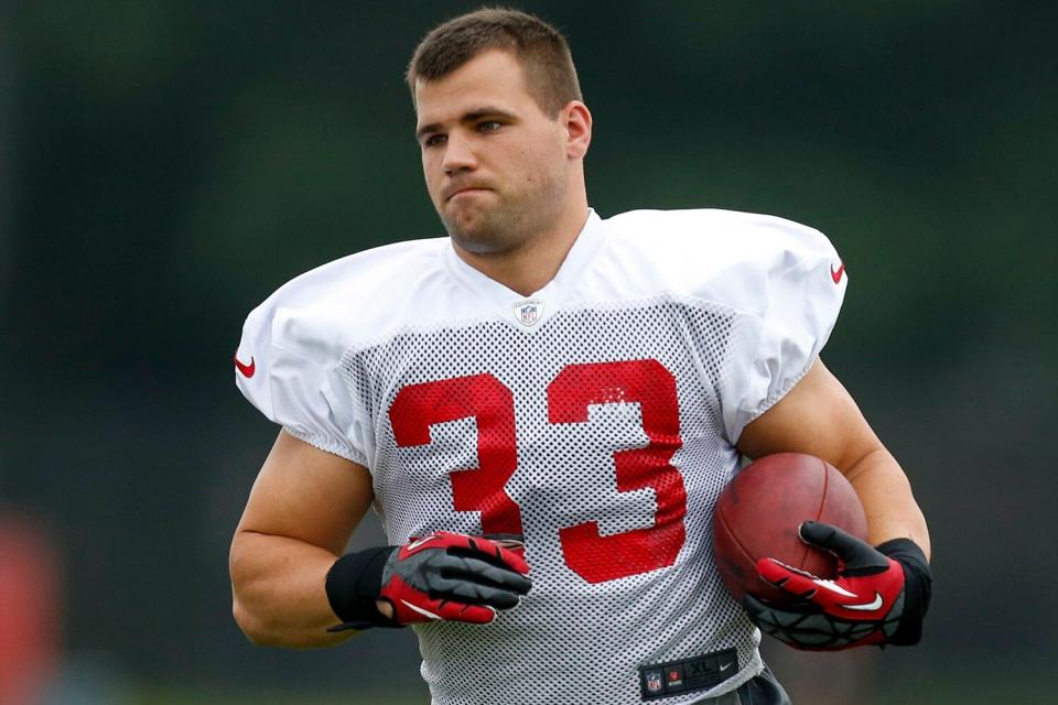 Tampa Bay Buccaneers running back Peyton Hillis