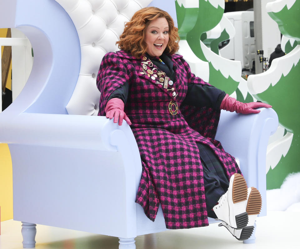 <p>While filming her upcoming Christmas flick <em>Bernard and the Genie </em>in N.Y.C. on March 28, Melissa McCarthy leaves us wondering: big chair or little Melissa?</p>