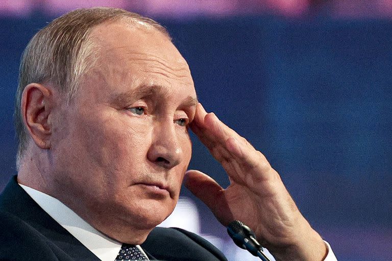 El presidente de Rusia Vladimir Putin en una presentación en Vladivostok, el miércoles pasado; ahora enfrenta horas clave en la guerra con Ucrania
