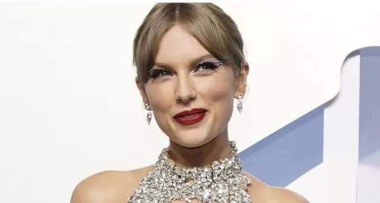 Swift anunció en agosto el lanzamiento de su décimo álbum, Midnights.