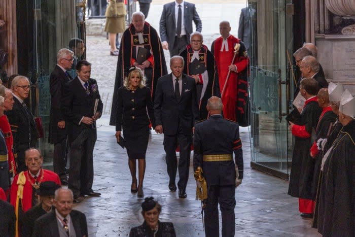 Los Biden en el funeral de Isabel II