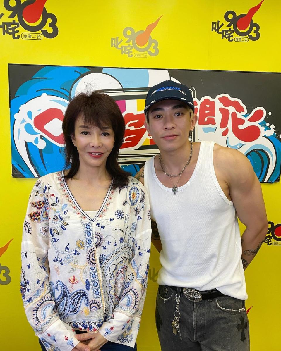 Zheng Yuling (Sister Do) & Tyson Yoshi