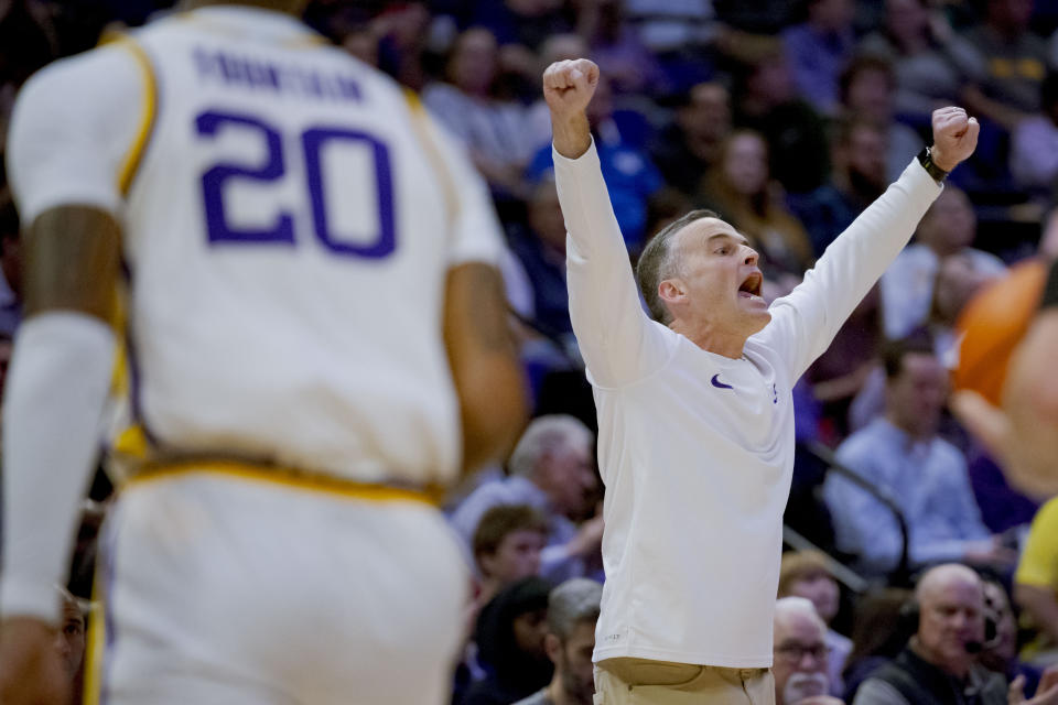 LSU coach Matt McMahon gestures during the first half of the team's NCAA college basketball game against Kentucky in Baton Rouge, La., Wednesday, Feb. 21, 2024. (AP Photo/Matthew Hinton)
