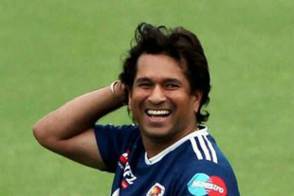 <b>10. Sachin Tendulkar</b><br><br>Many people say a change in hairstyle brought him luck and so he managed to get his 100th 100. Now, that is a debatable claim, but this hairstyle is different from all others Sachin has ever had. It is an unkempt look, with his curls being more prominent than they ever have been. We like this look, and if you have curly hair then we suggest you should ask your stylist for a similar cut.