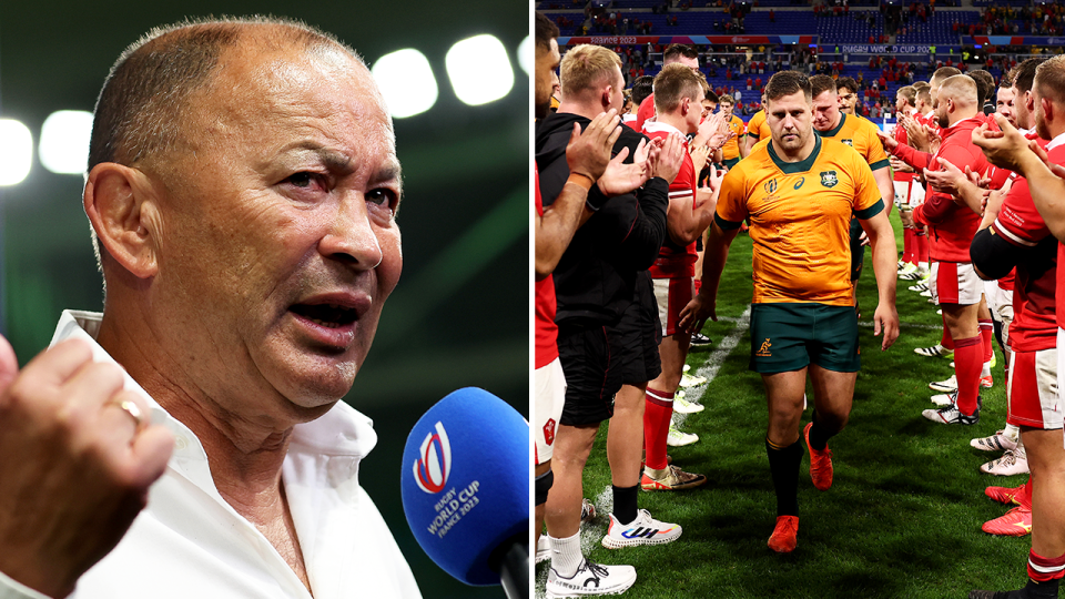 Eddie Jones speaks and the Wallabies walk off the field.