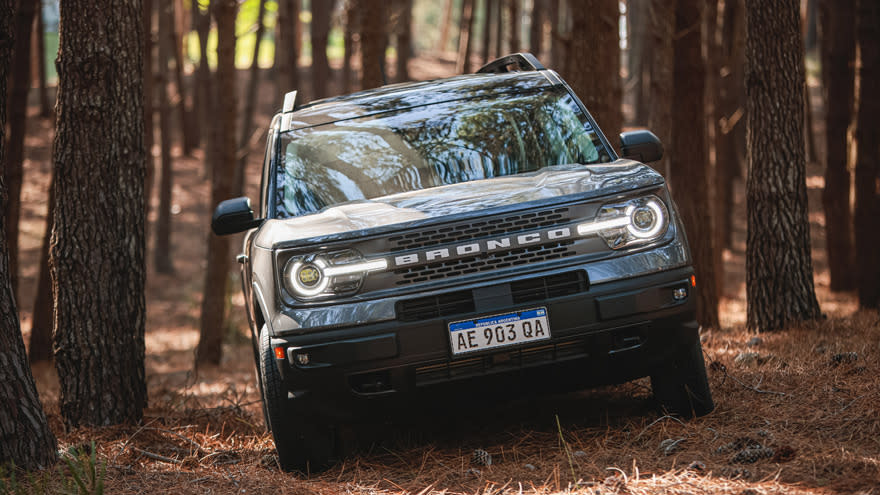 Ford Bronco, otro de los autos que pagan impuesto al lujo.