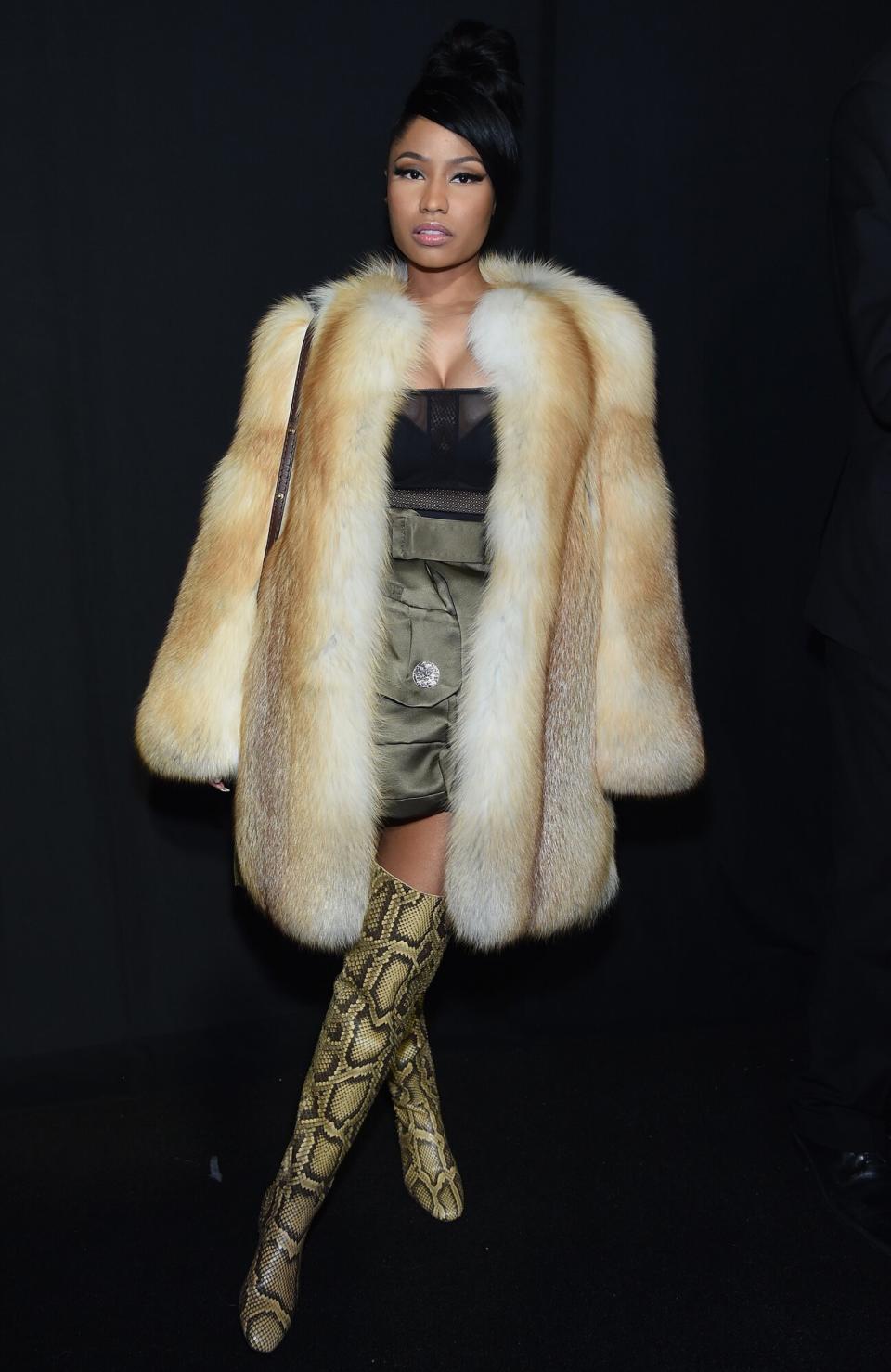 Nicki Minaj poses backstage at the Marc Jacobs fashion show during Mercedes-Benz Fashion Week Fall 2015 at Park Avenue Armory on February 19, 2015 in New York City