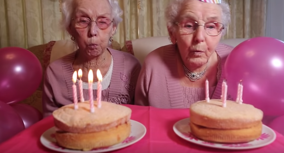 Phyllis Jones and Irene Crump celebrate their 102nd birthday with a photoshoot. (Photo: Caters Clips via YouTube)