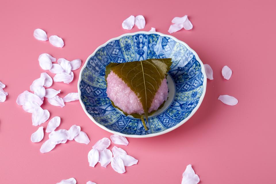 ▲免去日本偽出國美食推薦-日本櫻餅 （圖／Pixabay）