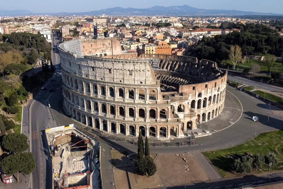 21 Photos of Italy on Lockdown, From a Vacant Colosseum to Empty Churches on Easter