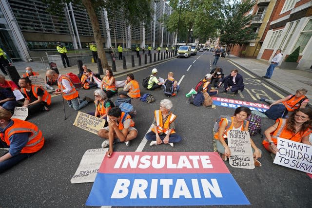 Insulate Britain protests