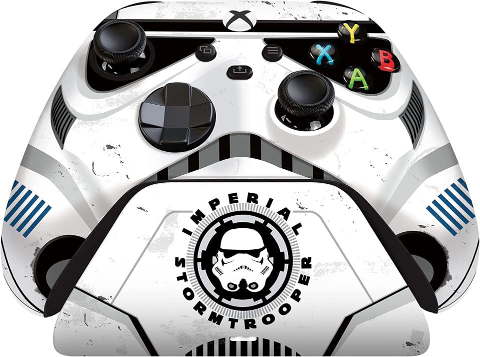 Some Awesome Star Wars And Marvel Gaming Controllers Are Up To 40% Off