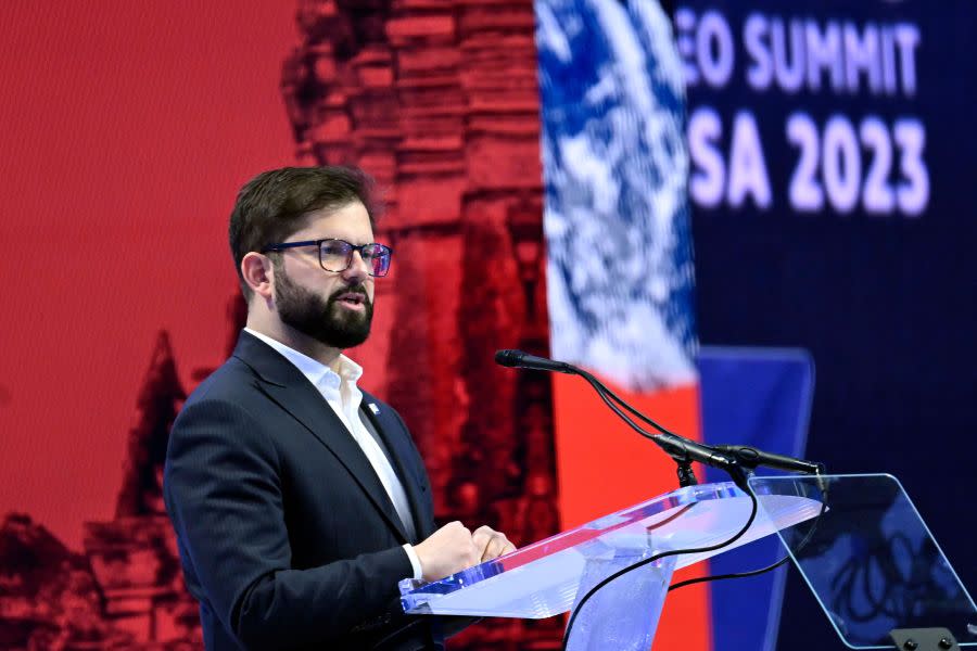 Chilean President Gabriel Boric addresses the Asia-Pacific Economic Cooperation (APEC) Leaders’ Week in San Francisco on November 15, 2023. Photo by ANDREW CABALLERO-REYNOLDS/AFP via Getty Images)