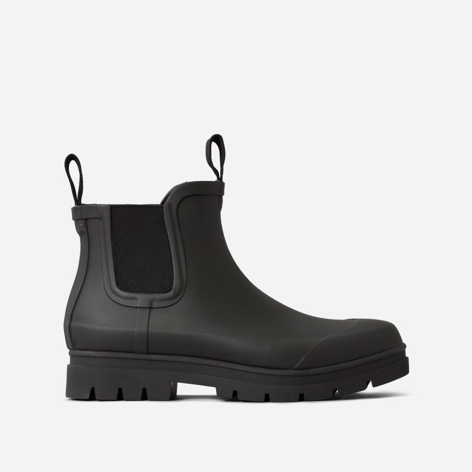 <p><a href="https://go.redirectingat.com?id=74968X1596630&url=https%3A%2F%2Fwww.everlane.com%2Fproducts%2Fwomens-rain-boot-black&sref=https%3A%2F%2Fwww.prevention.com%2Fbeauty%2Fstyle%2Fg28511743%2Fcomfortable-ankle-boots%2F" rel="nofollow noopener" target="_blank" data-ylk="slk:Shop Now;elm:context_link;itc:0;sec:content-canvas" class="link ">Shop Now</a></p><p>The Rain Boot</p><p>everlane.com</p><p>$60.00</p><span class="copyright">Everlane</span>
